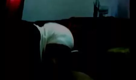دختران سرگرم کننده در سکس با ساتن حمام خورد و لعنتی