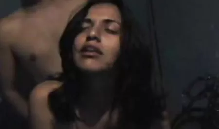 نوجوانان Tamed دو پسر بچه نوجوان شاخی به سبک TamedTeens عکس لباس سکسی آموزش داده اند